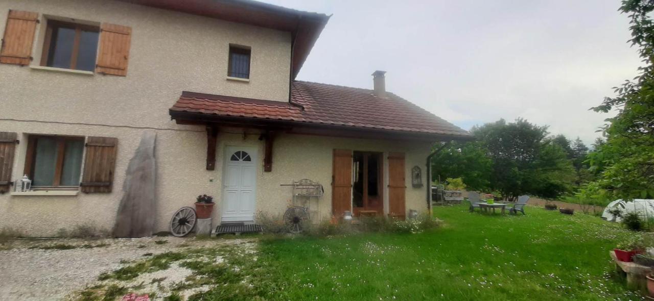 Ferienwohnung Isa Et Lio Chavanod Exterior foto